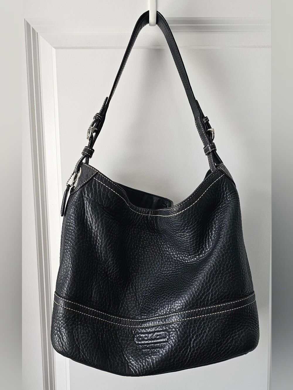 Coach Soho Pebbled Leather Large Hobo Bag in Black Y2K 2008